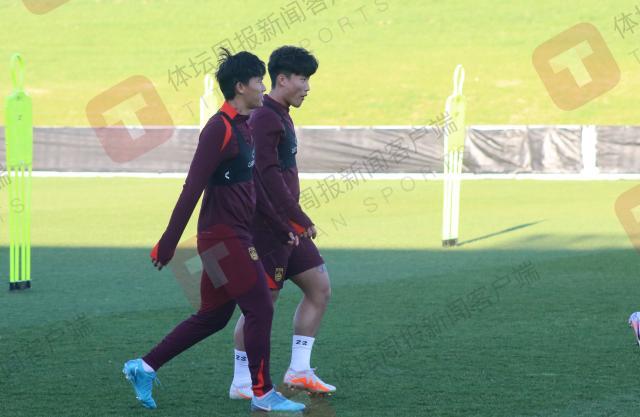开云体育网址-决胜边路？国足未雨绸缪两翼换将 最后一练再斟酌