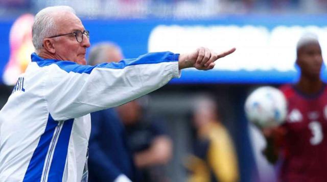 开云体育平台-多里瓦尔谈换下维尼修斯和巴西队首战不胜原因