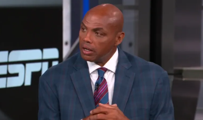 开云体育app-领先20分还投3分？巴克利：在我的年代，你会被狠狠打到替补席！